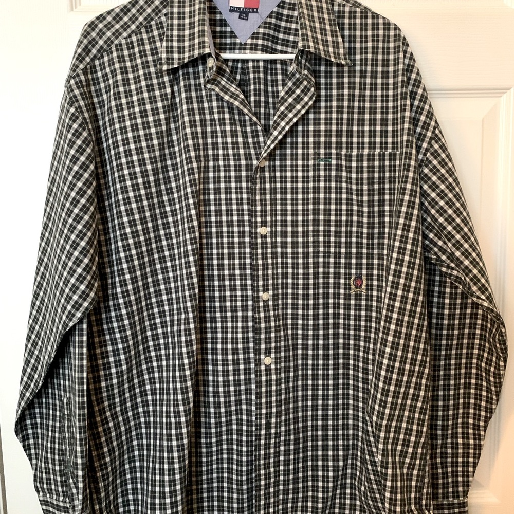 Men’s long sleeve shirt